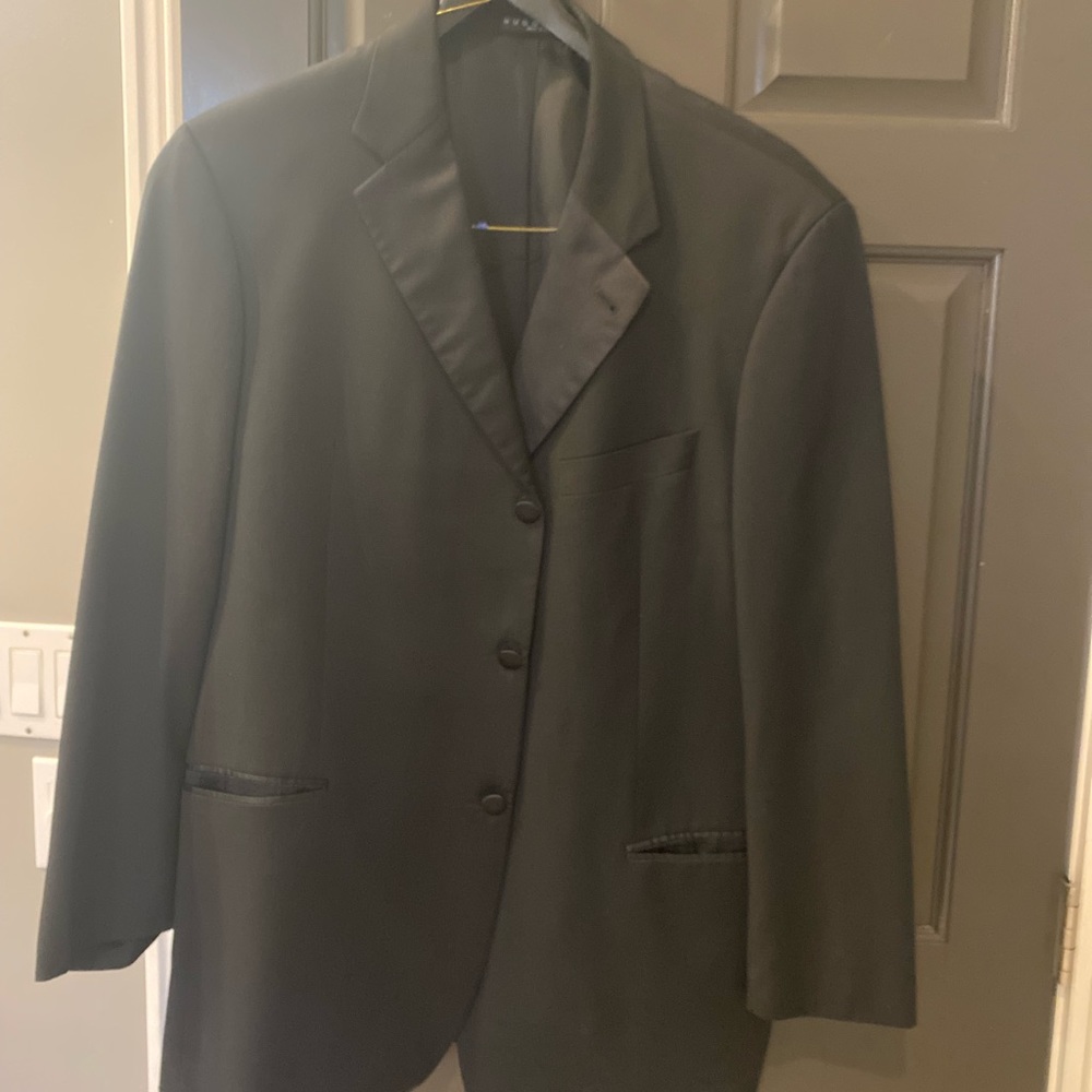Mens Hugo boss Tuxedo jacket and pants 46 Reg